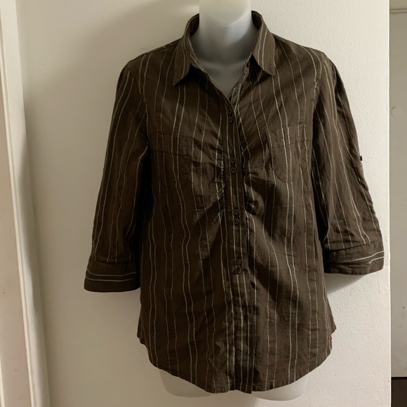 The North Face Tops - ❤️North face button striped brown top shirt